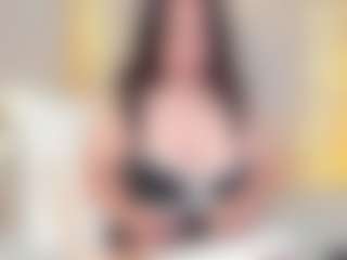 ElaReyy's Live Sex Cam Show