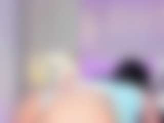 ElaReyy's Live Sex Cam Show