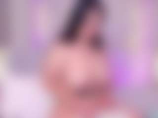 ElaReyy's Live Sex Cam Show