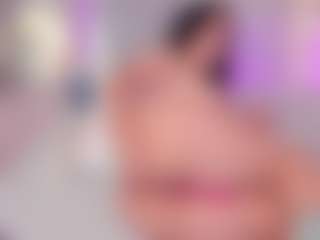 ElaReyy's Live Sex Cam Show