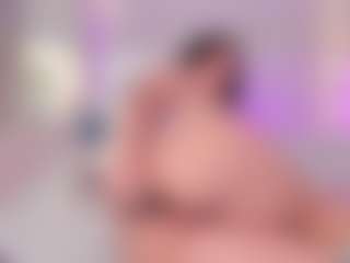 ElaReyy's Live Sex Cam Show