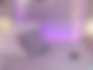 Live cam show with ElaReyy - Double Penetration on Gym Cam Girls
