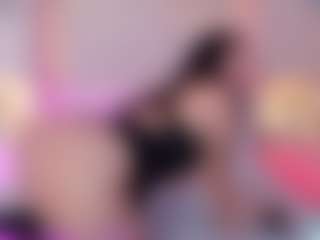 ElaReyy's Live Sex Cam Show