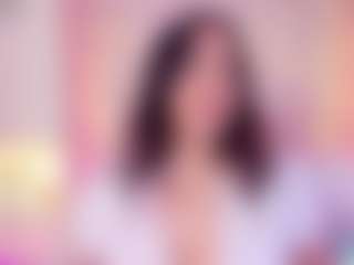 ElaReyy's Live Sex Cam Show