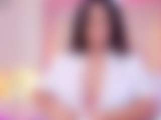 ElaReyy's Live Sex Cam Show