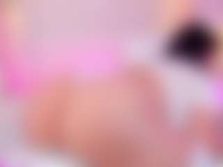 ElaReyy's Live Sex Cam Show