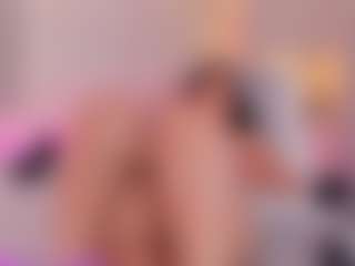 Live cam show with ElaReyy - Lovense on Dare Cams