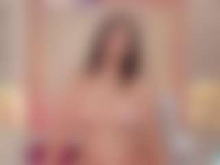 ElaReyy's Live Sex Cam Show