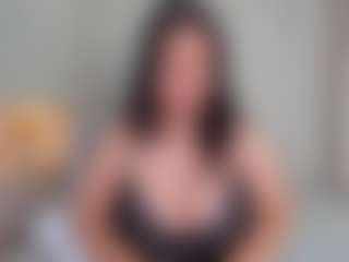 Live cam show with ElaReyy - Hairy on madthumbs