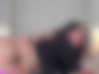 ElaReyy's Live Sex Cam Show
