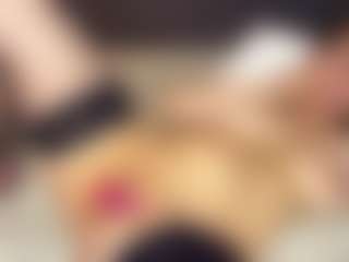 LucyWillow's Live Sex Cam Show