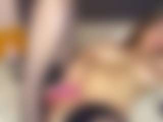 LucyWillow's Live Sex Cam Show