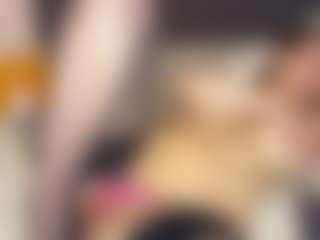 LucyWillow's Live Sex Cam Show