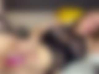 LucyWillow's Live Sex Cam Show