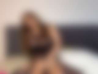 LucyWillow's Live Sex Cam Show