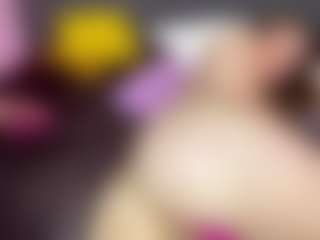 LucyWillow's Live Sex Cam Show