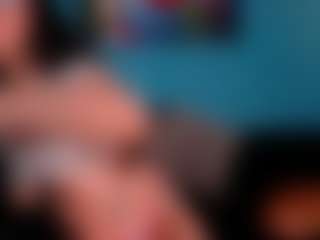 Live cam show with Nico Ruiz - College MILF on Camsoda