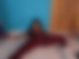 Nico Ruiz MILF webcam performer live streaming