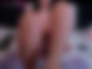 Nico Ruiz MILF webcam performer live streaming