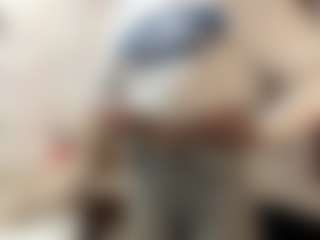 Live cam show with ShielaCortopassi - Cute on luckytryst.com