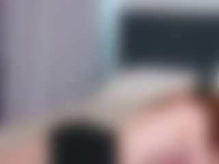 Live cam show with SoniaYakow - Spanking on livesuperchat.net