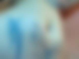 Live cam show with AmbarLee - Moaning on AdultVida.com