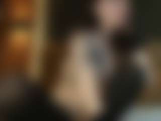 Live cam show with AmbarLee - Average on SpunkLive