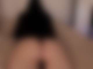 Live cam show with Hazel - Eating Pussy on liverealitysex.com