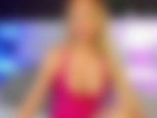Live cam show with MADISONBRAXTON - Spanks on crypto-cams