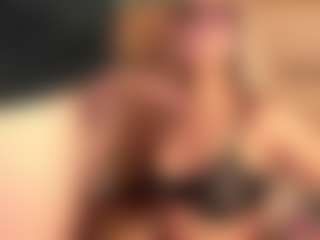 Live cam show with SweetApril1 - Ass To Mouth on Camsoda