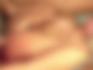 Live cam show with SweetApril1 - Squirt Blonde Hair on madthumbs