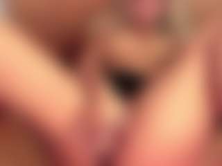 SweetApril1's Live Sex Cam Show