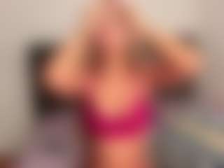 SweetApril1's Live Sex Cam Show
