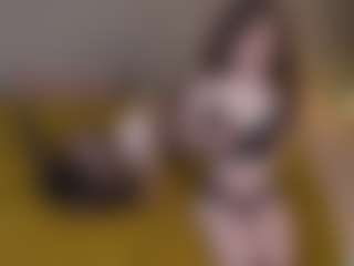 Live cam show with AnettaKiss - White on Fling VIP Chat
