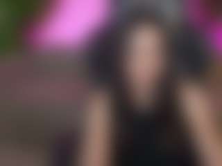 Live cam show with AnettaKiss - Strapon on madthumbs