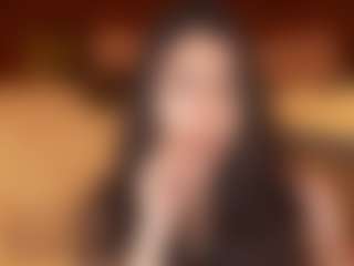 Live cam show with AnettaKiss - Facesitting on AdultVida.com