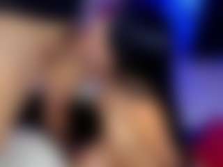 Foxcoupleee's Live Sex Cam Show