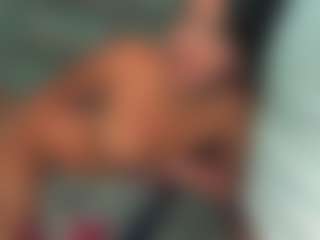 Live cam show with Foxcoupleee - Shower on Fit Hotties