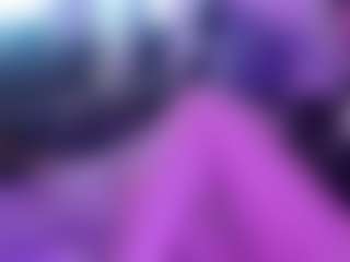 Live cam show with Hollywood - Smoking on TeamSkeetLive