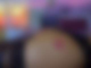 Live cam show with Iammazeekiin30xx - Dildo Or Vibrator on Camsoda