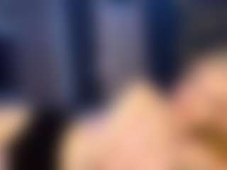 Live cam show with Adriana - Lovense on xxxlivecams.org