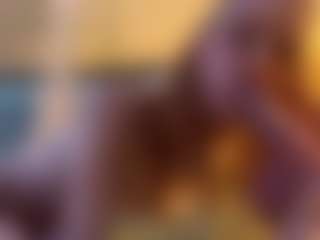 Live cam show with Adriana - Deepthroat on CamClone