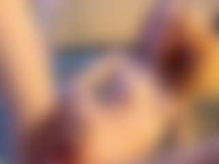 Live cam show with Adriana - Lovense on CamwithHer