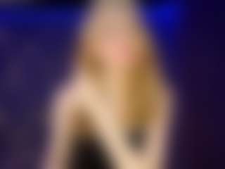 Live cam show with Adriana - Fingers on fapnchat