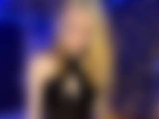 Live cam show with Adriana - Nipple Piercings on TottyGirls