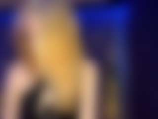 Live cam show with Adriana - Tittyfuck on friskycurves.com