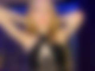 Live cam show with Adriana - College on Instabang