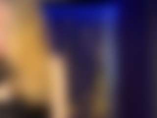 Live cam show with Adriana - Nipple Piercings on Livezox