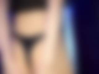 Live cam show with Adriana - Tittyfuck on CamSodaAdn