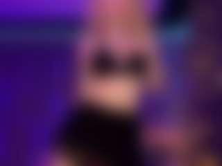 Adriana's Live Sex Cam Show